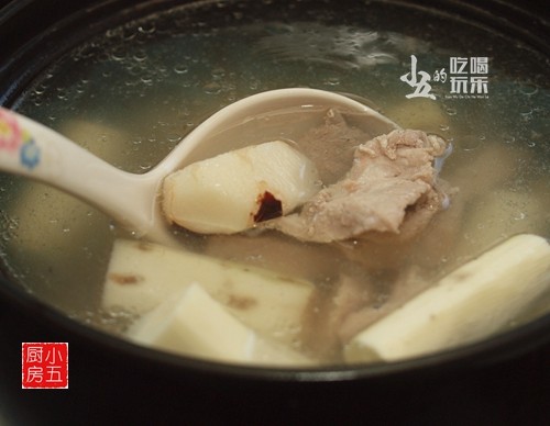 淮山马蹄猪肉汤步骤9