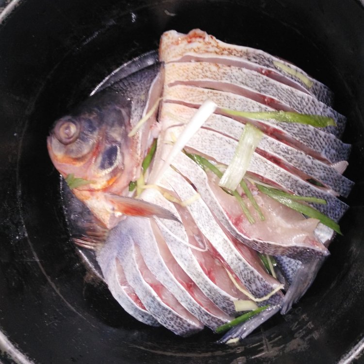 豉油蒸鱼步骤3