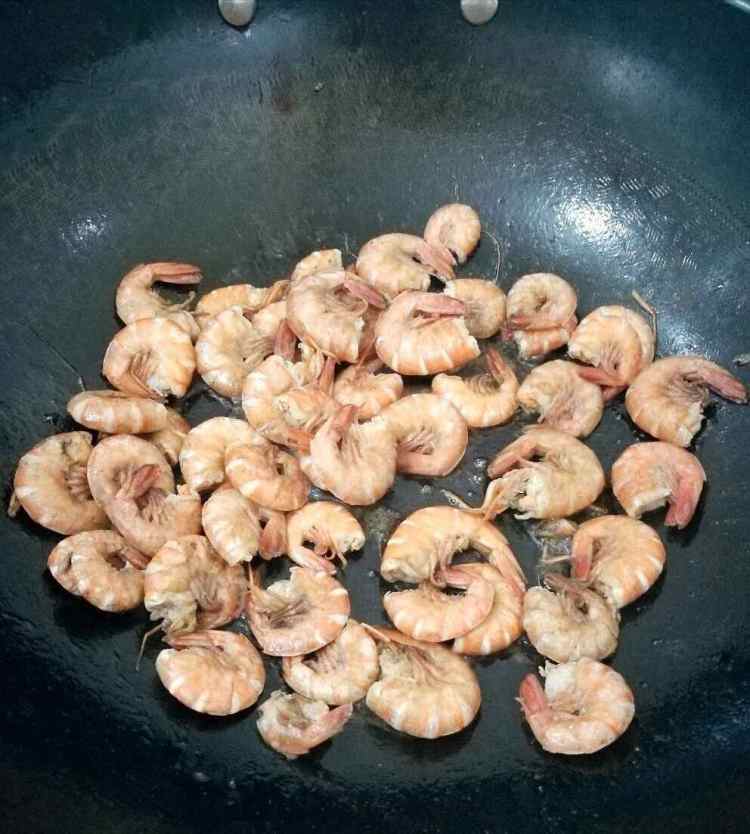 香辣油酥虾步骤3