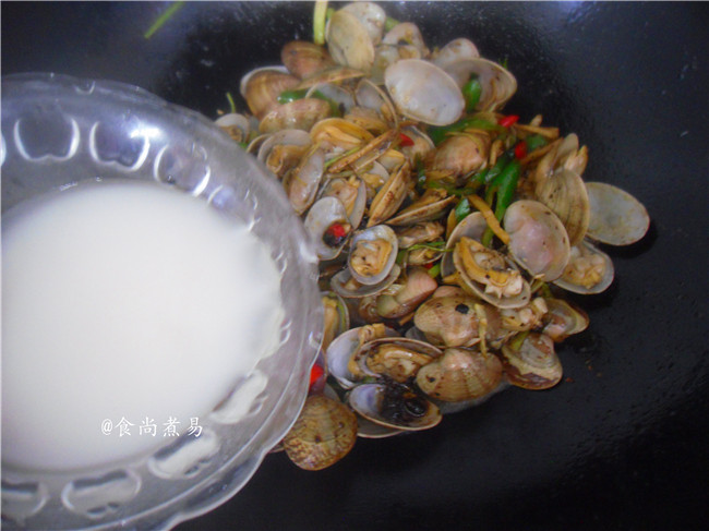 #盛夏餐桌#香辣姜葱爆步骤12