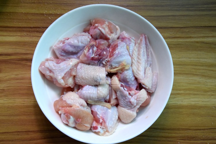 黄皮焖鸡翅#盛夏餐桌#步骤3