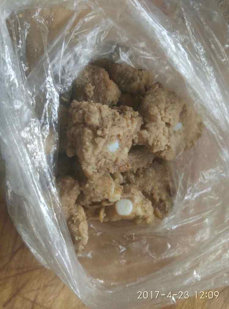 过油肉炒蒜苗步骤1