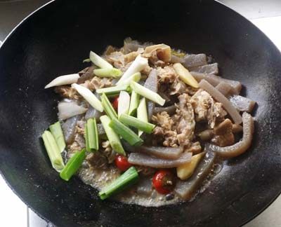 魔芋烧腊鹅步骤8
