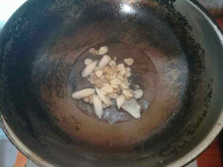土豆腊肠青椒片步骤4