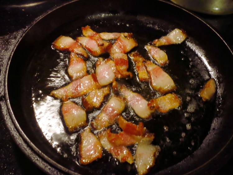 豆干咸肉炒小瓜步骤1