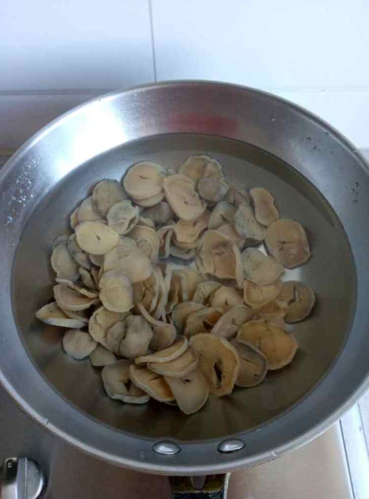 土豆干炒肉步骤1