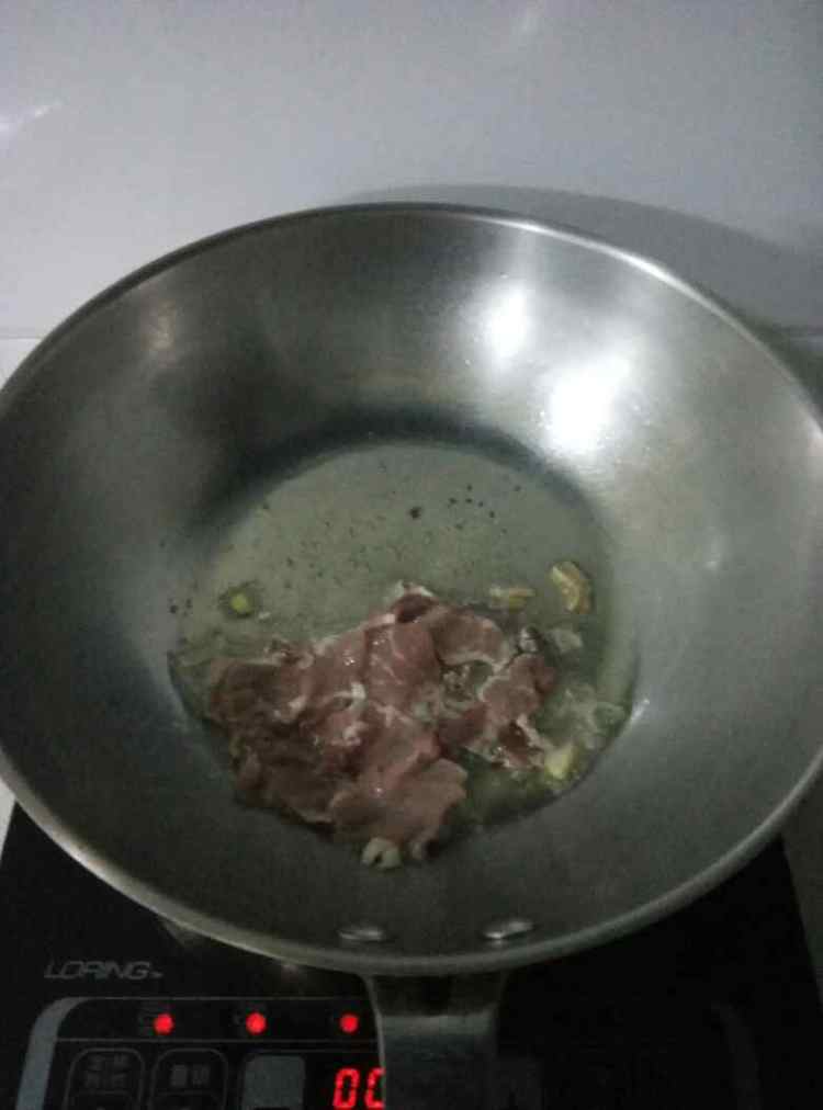 土豆干炒肉步骤4