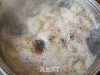 羊肉汤泡馍步骤1