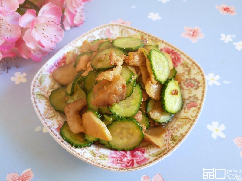 杏鲍菇黄瓜炒肉