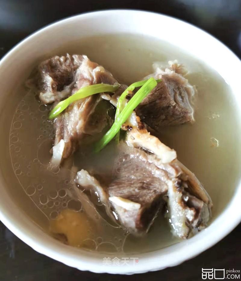 当归生姜炖羊排