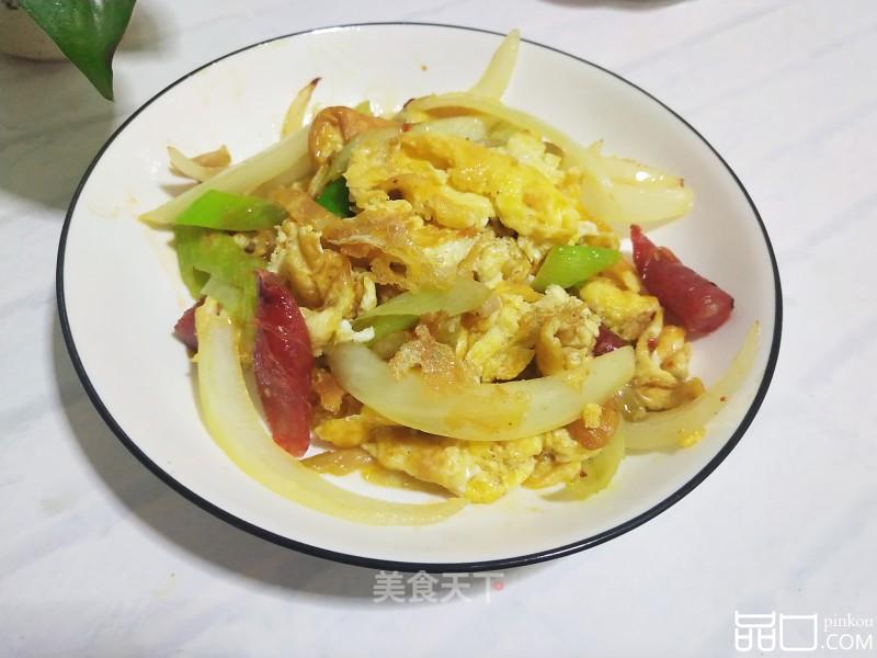 榨菜炒腊肠鸡蛋