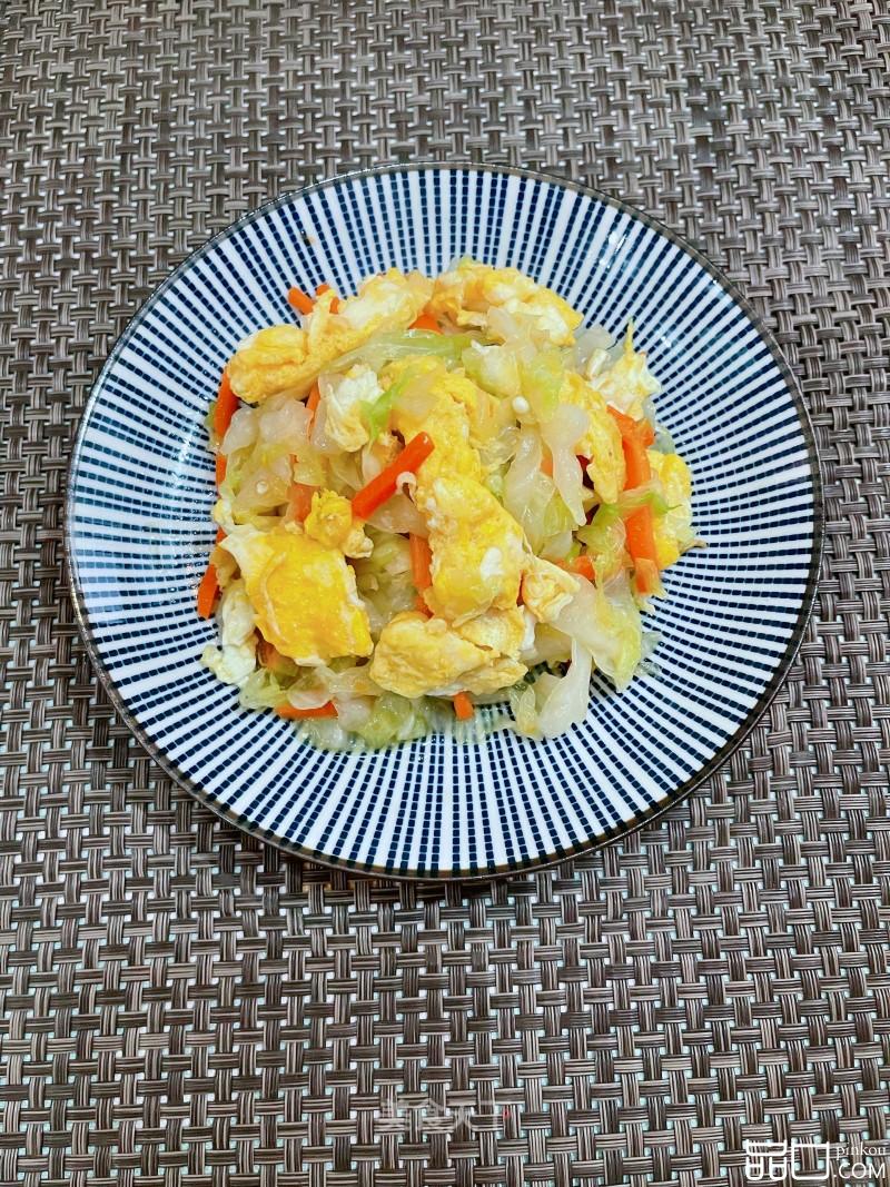包菜炒鸡蛋