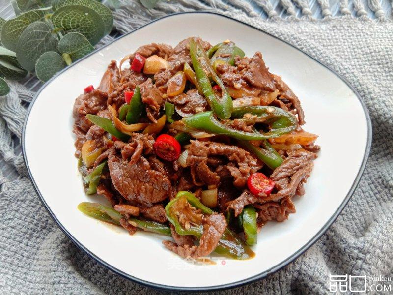 大葱青椒炒牛肉