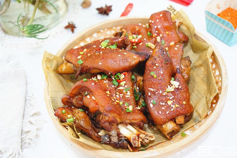 孜然烤猪蹄---鸿运当头