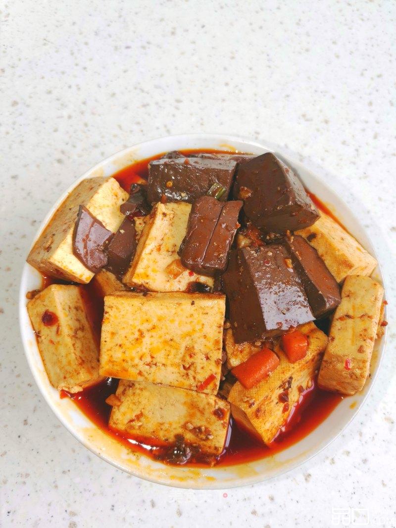 香辣鸭血烧豆腐
