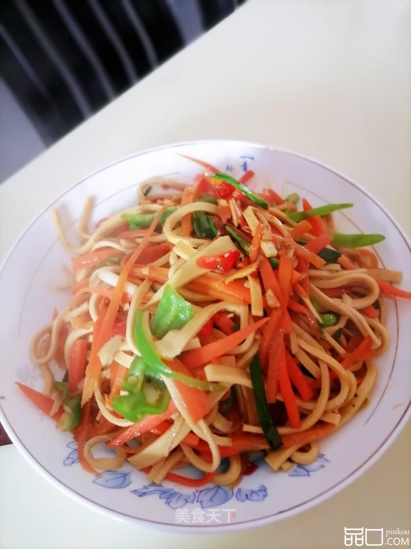 胡萝卜豆腐皮