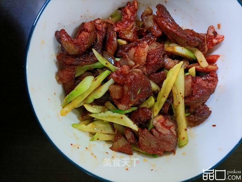 儿菜炒腊肠