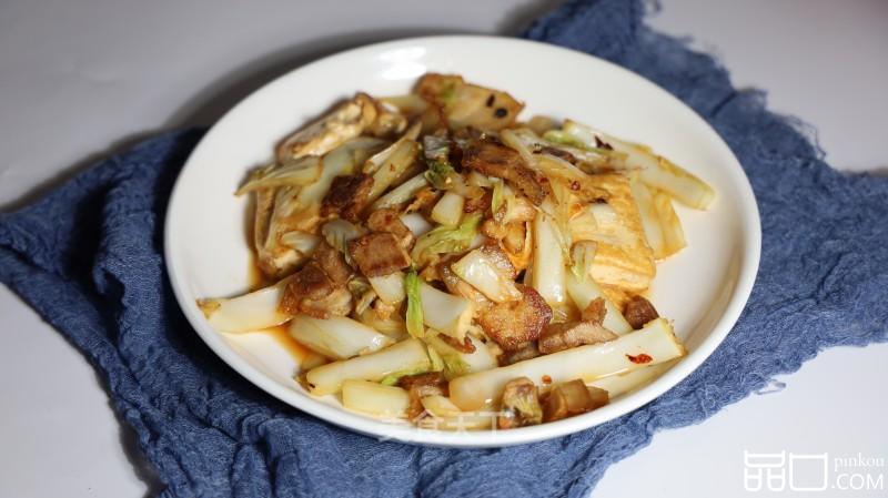 五花肉烧白菜豆腐