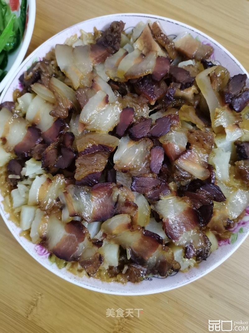 腊肉蒸萝卜糯米