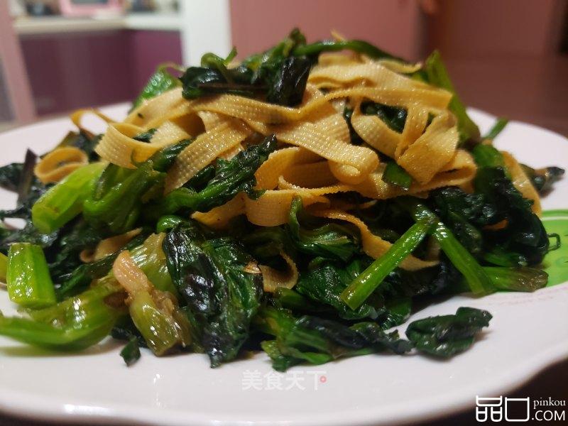 菠菜炒豆腐皮