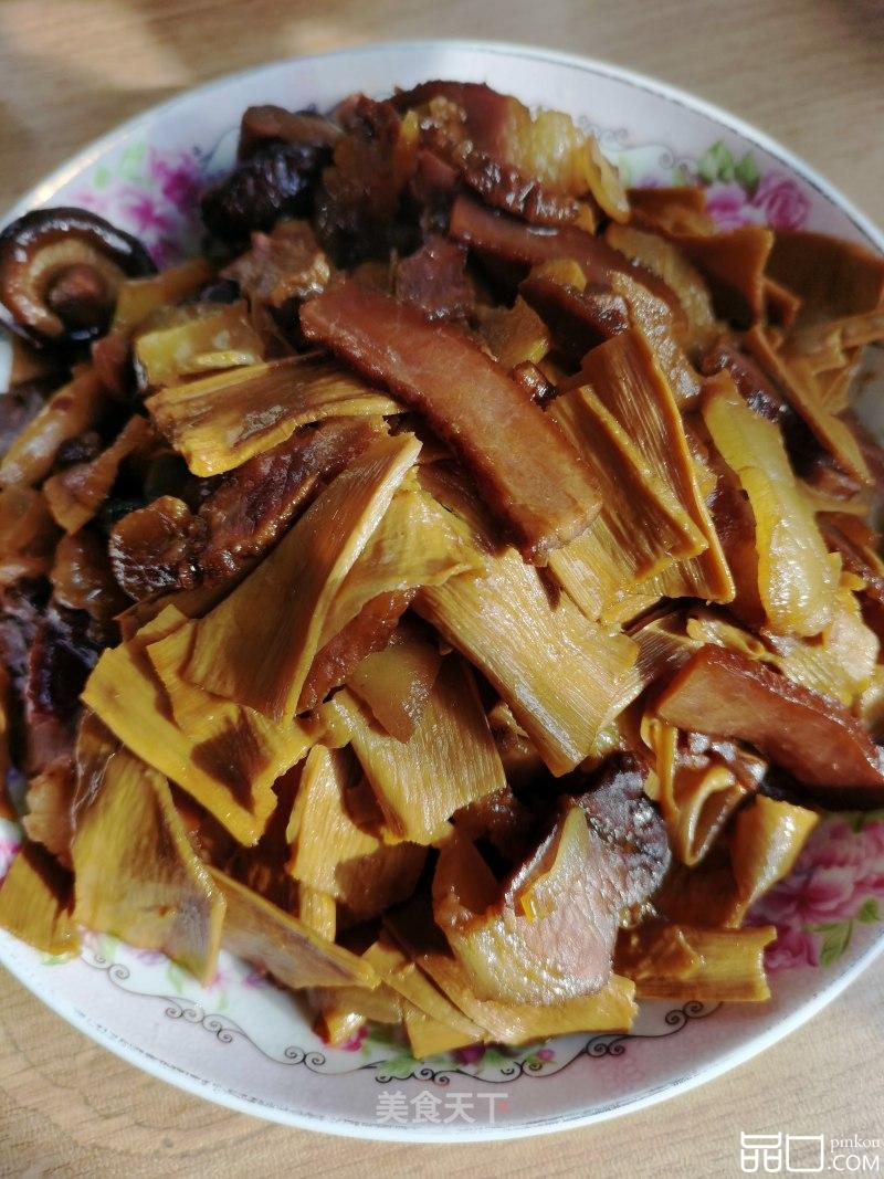 笋干焖腊肉