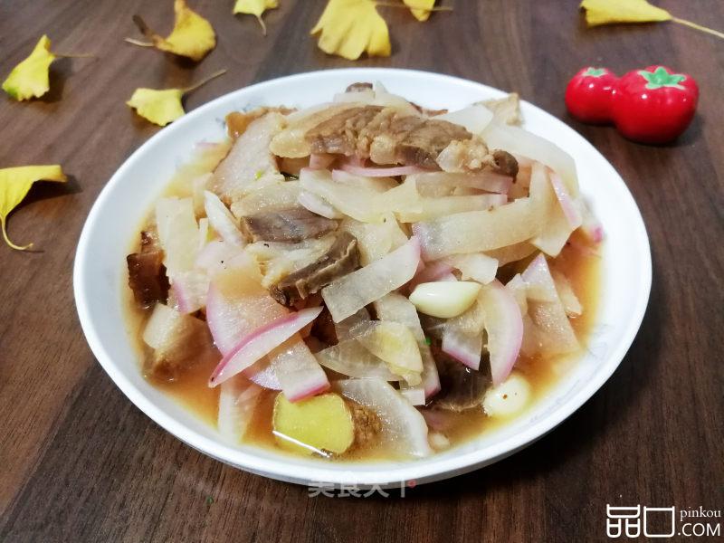 腊肉烧萝卜