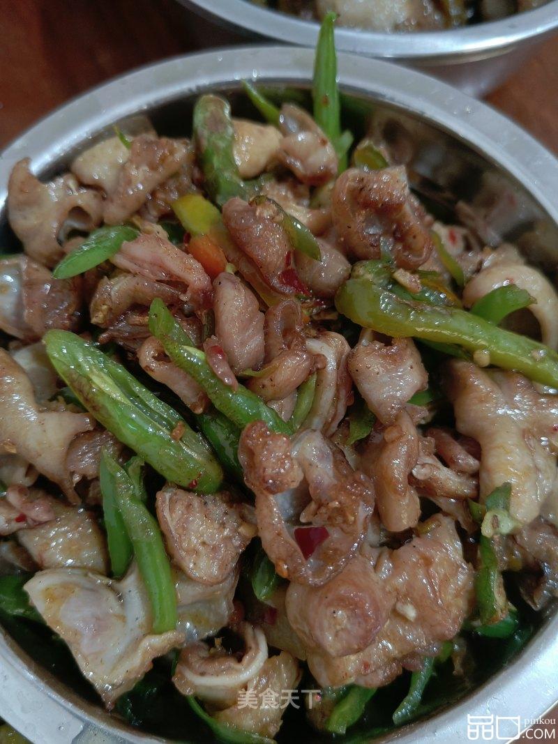 青椒爆肥肠