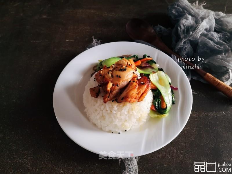 奥尔良鸡腿盖饭