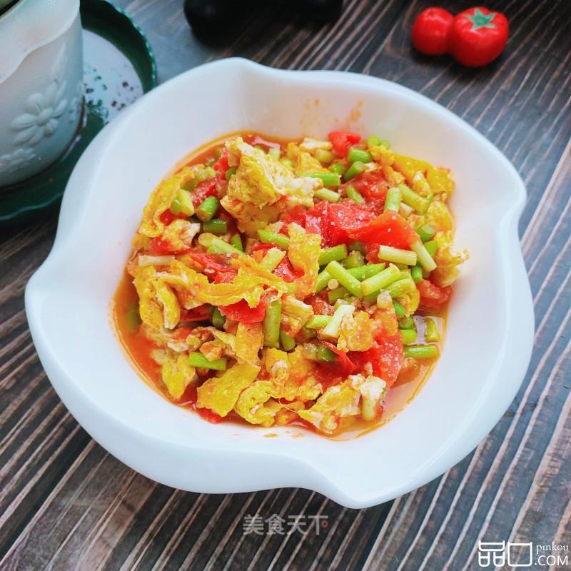 鸡蛋蒜薹炒西红柿