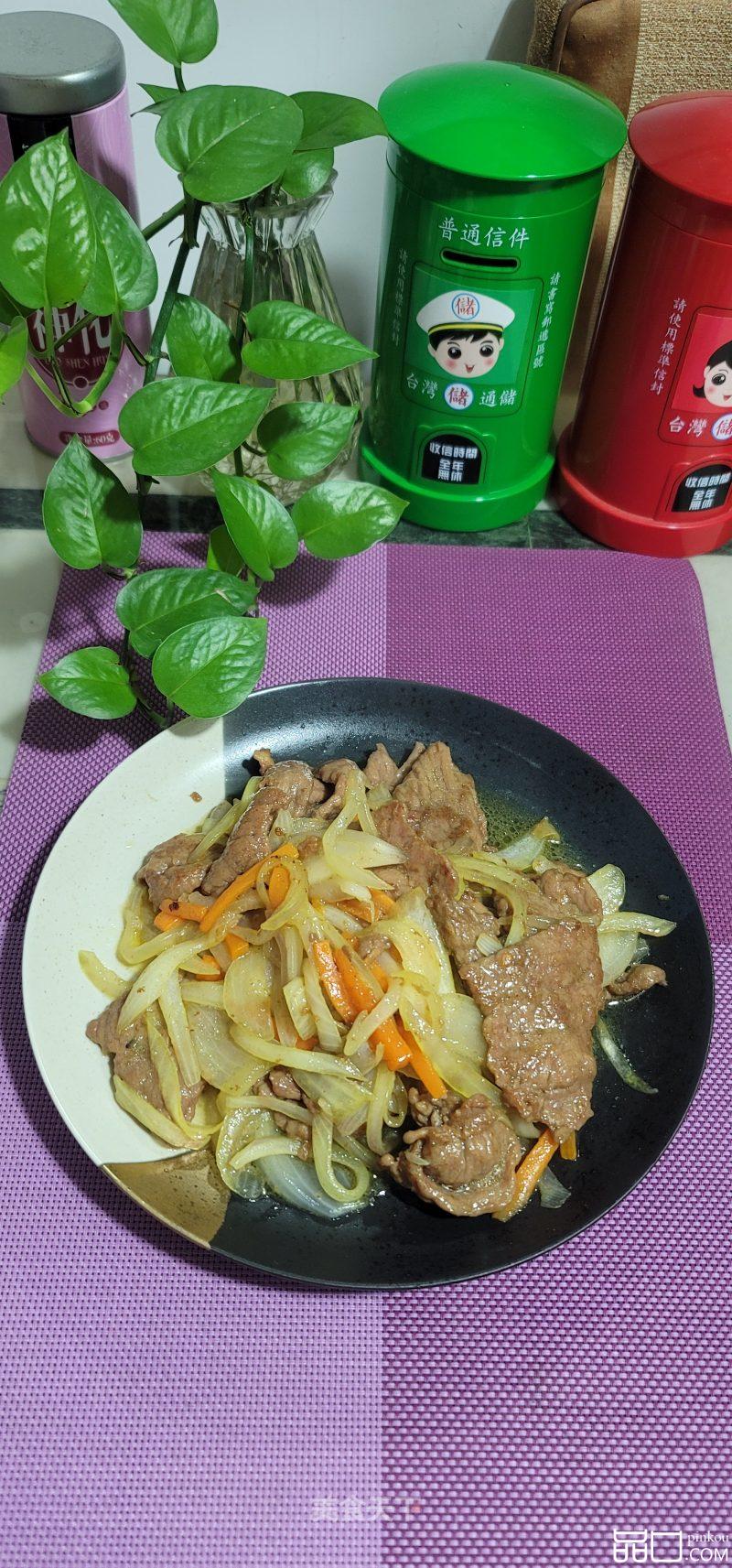 牛肉炒白洋葱