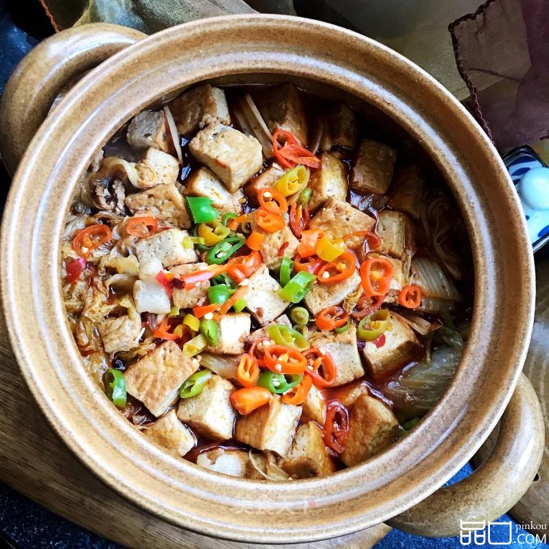 土锅白菜炖豆腐