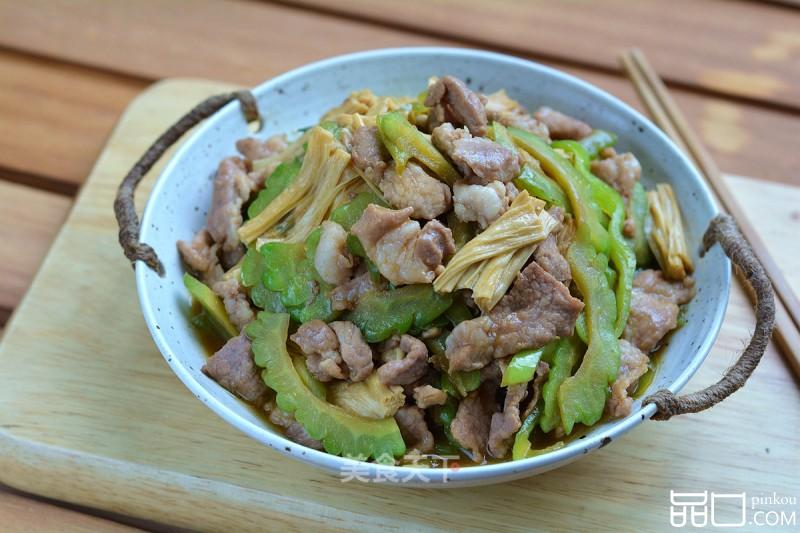 肉片炒腐竹苦瓜