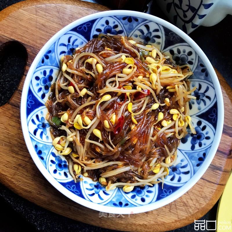 黄豆芽炖粉条