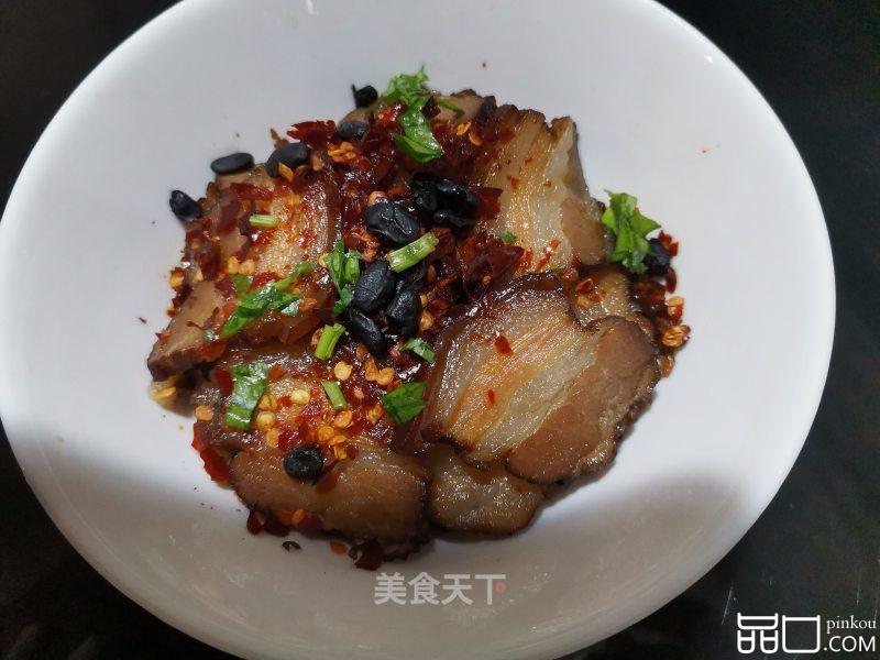 乡里腊肉蒸盐辣椒