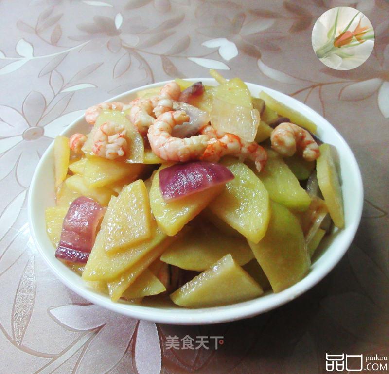 紫洋葱虾仁炒土豆