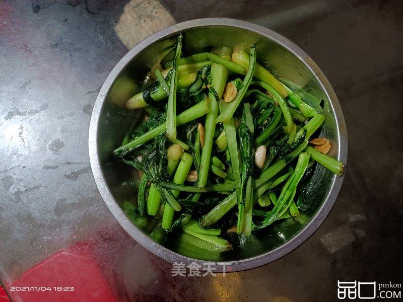 爆炒油菜