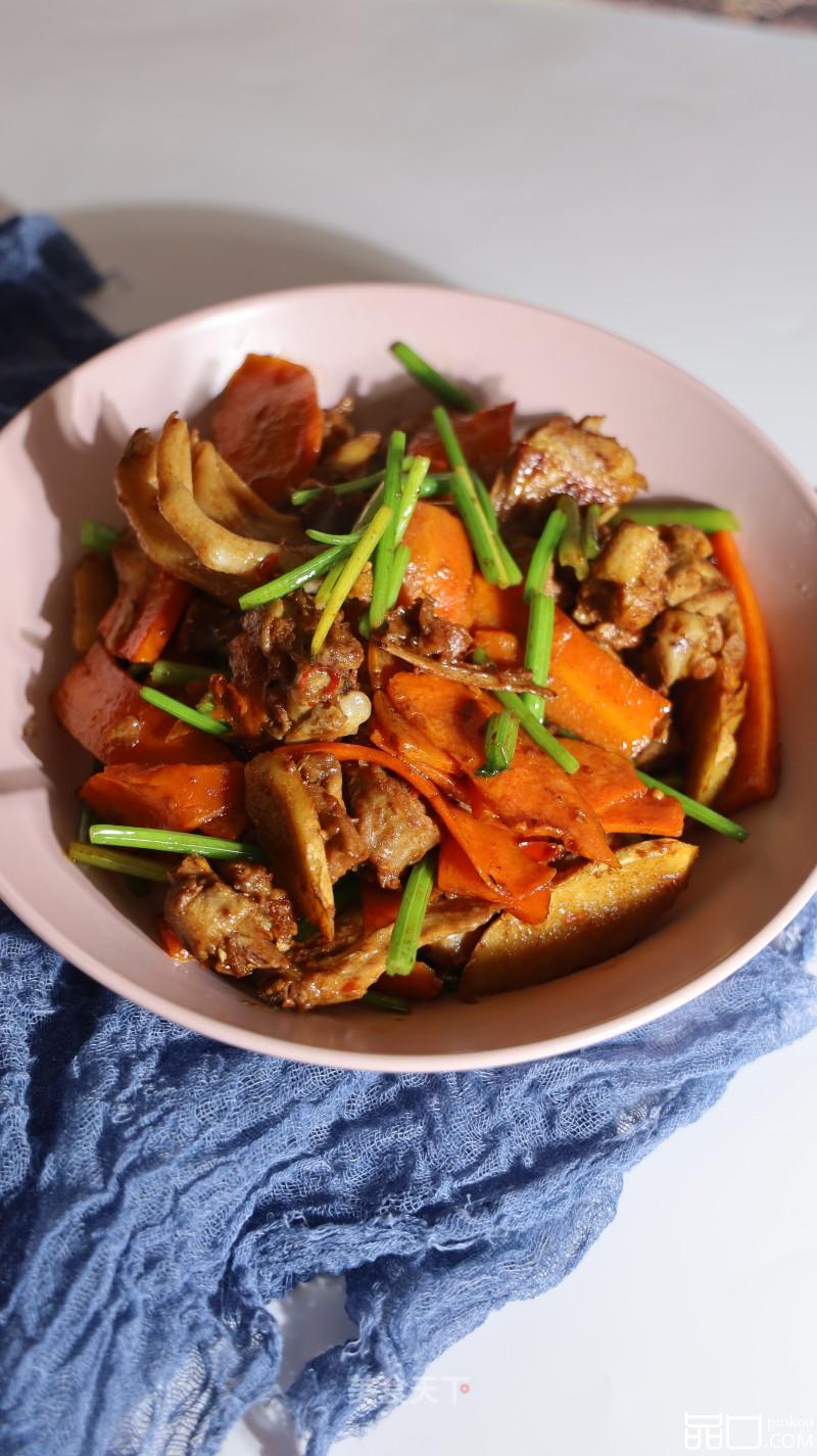 胡萝卜芹菜炒鸡肉