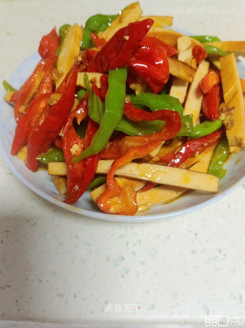 青红椒炒豆干