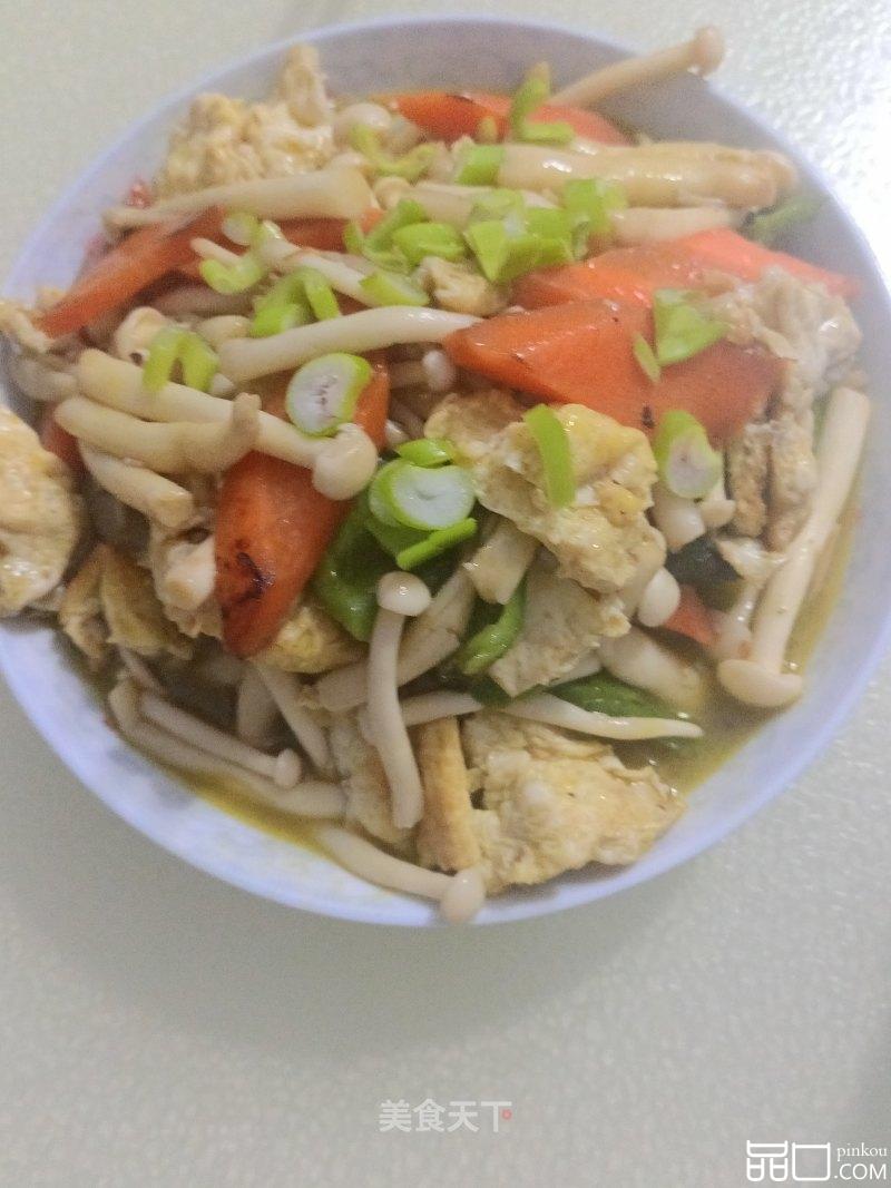 海鲜菇炒鸡蛋