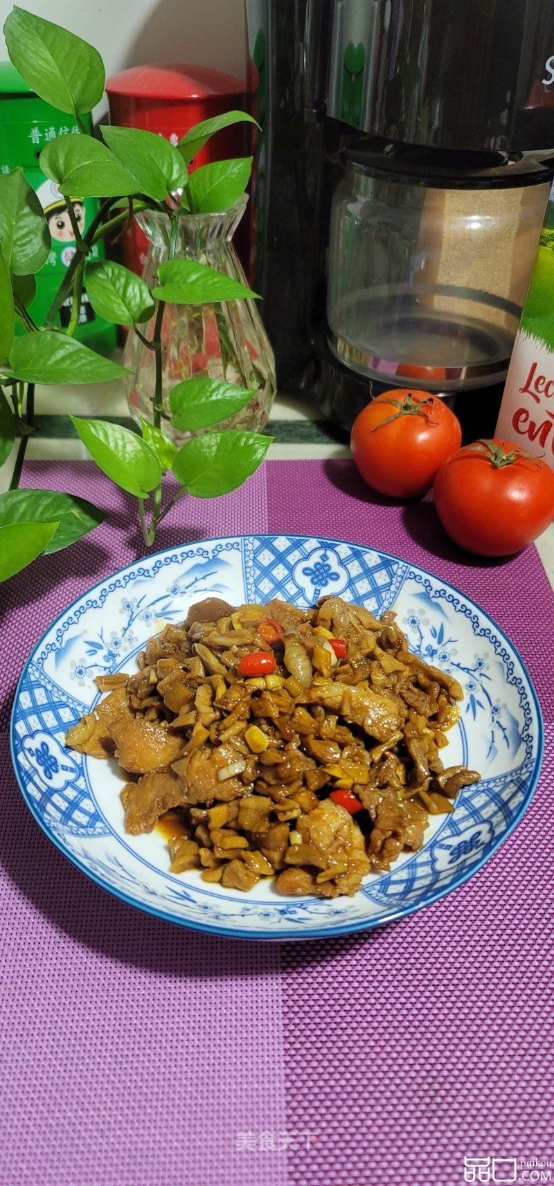 猪肉片辣炒萝卜干