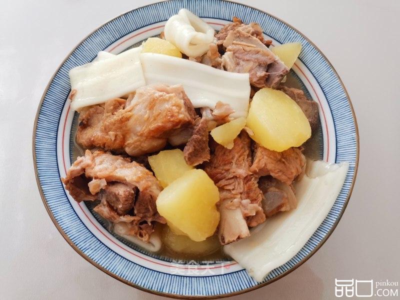排骨土豆炖宽粉