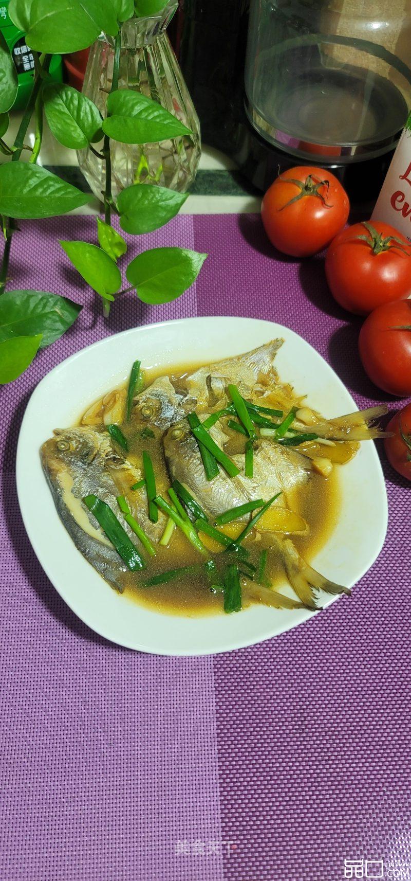 酱油烧鲳鱼