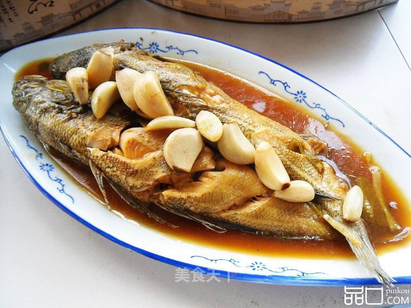 捞汁蒜烧鱼