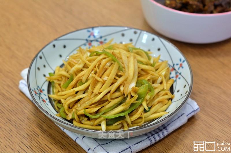 辣椒炒茭白