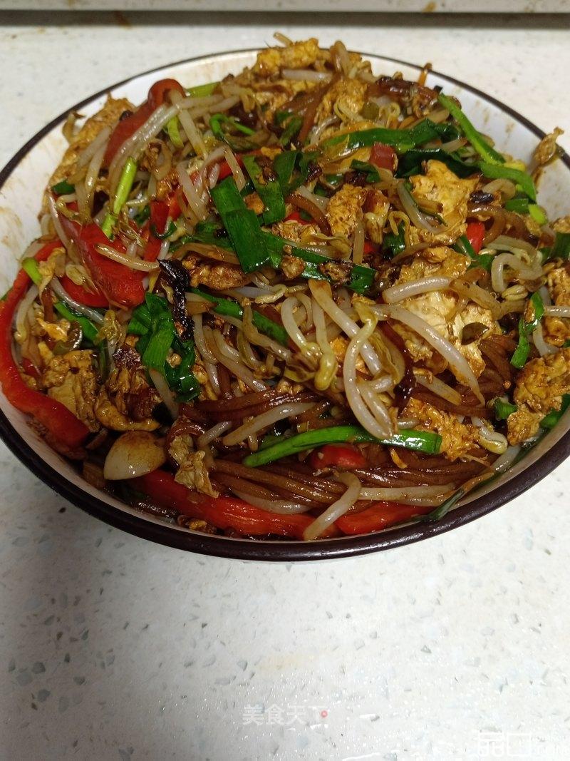 豆芽鸡蛋炒粉条