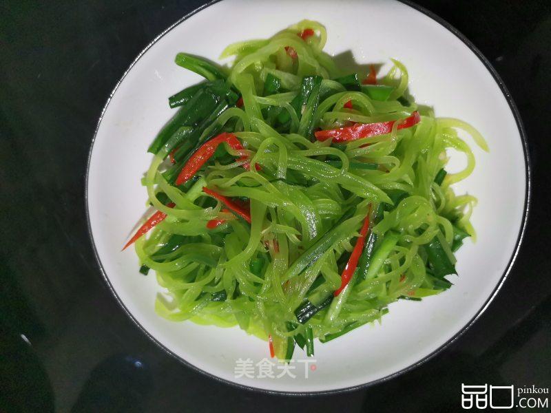 韭菜炒莴笋丝