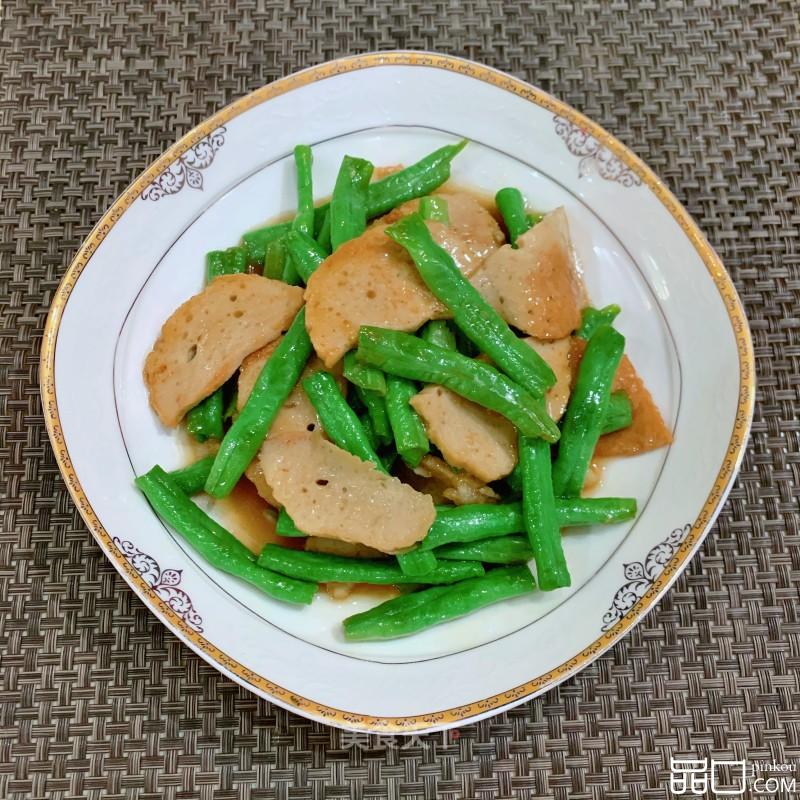 豆角炒肉饼