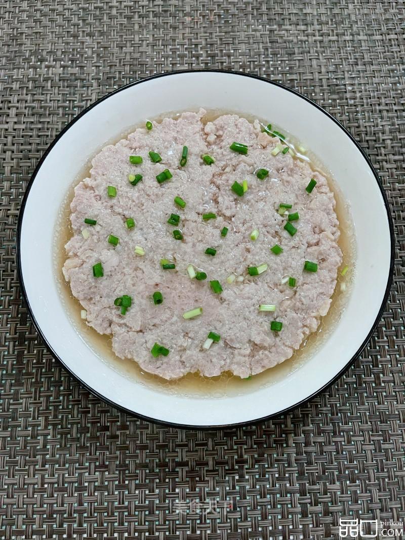 莲藕蒸肉饼