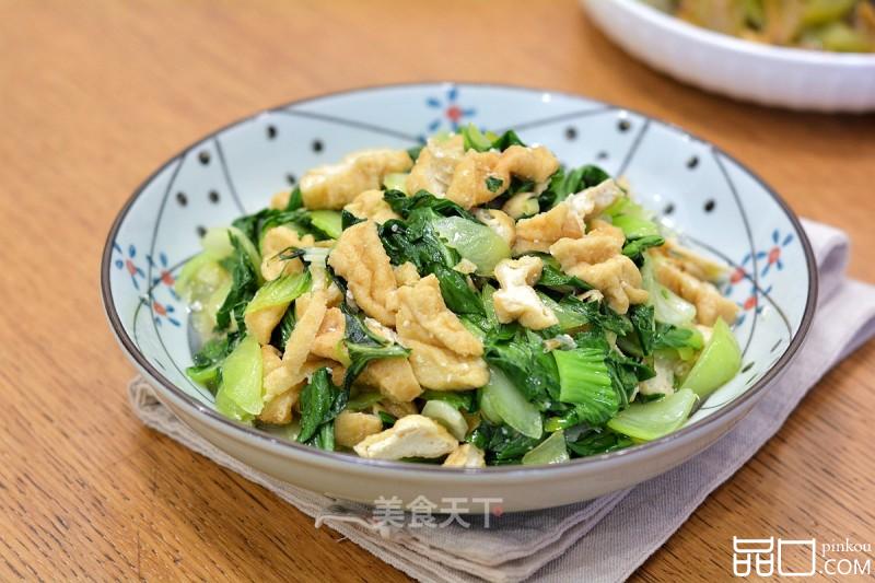 油菜炒豆腐泡
