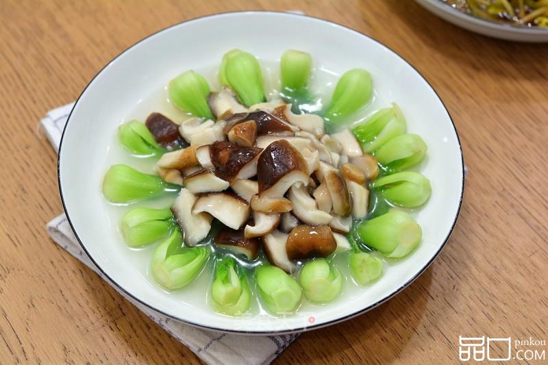 无油少盐清肠的白灼香菇油菜芯